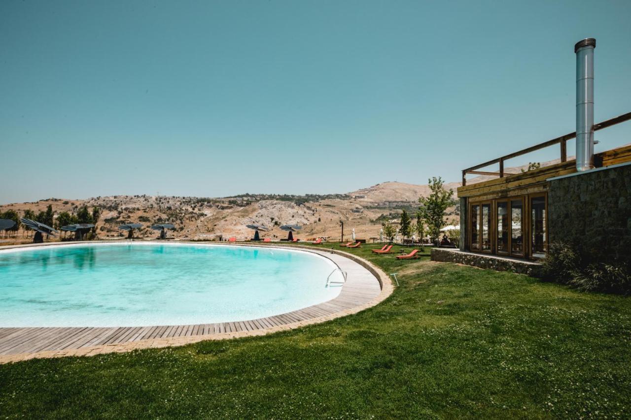 Odom Retreat Hotel Mzaar Kfardebian Buitenkant foto